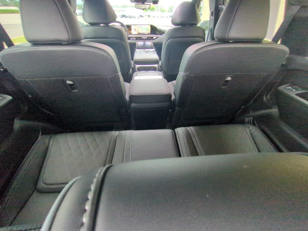New 2026 INFINITI QX80 Autograph w/ Premium Cargo Package AWD/4WD image 34