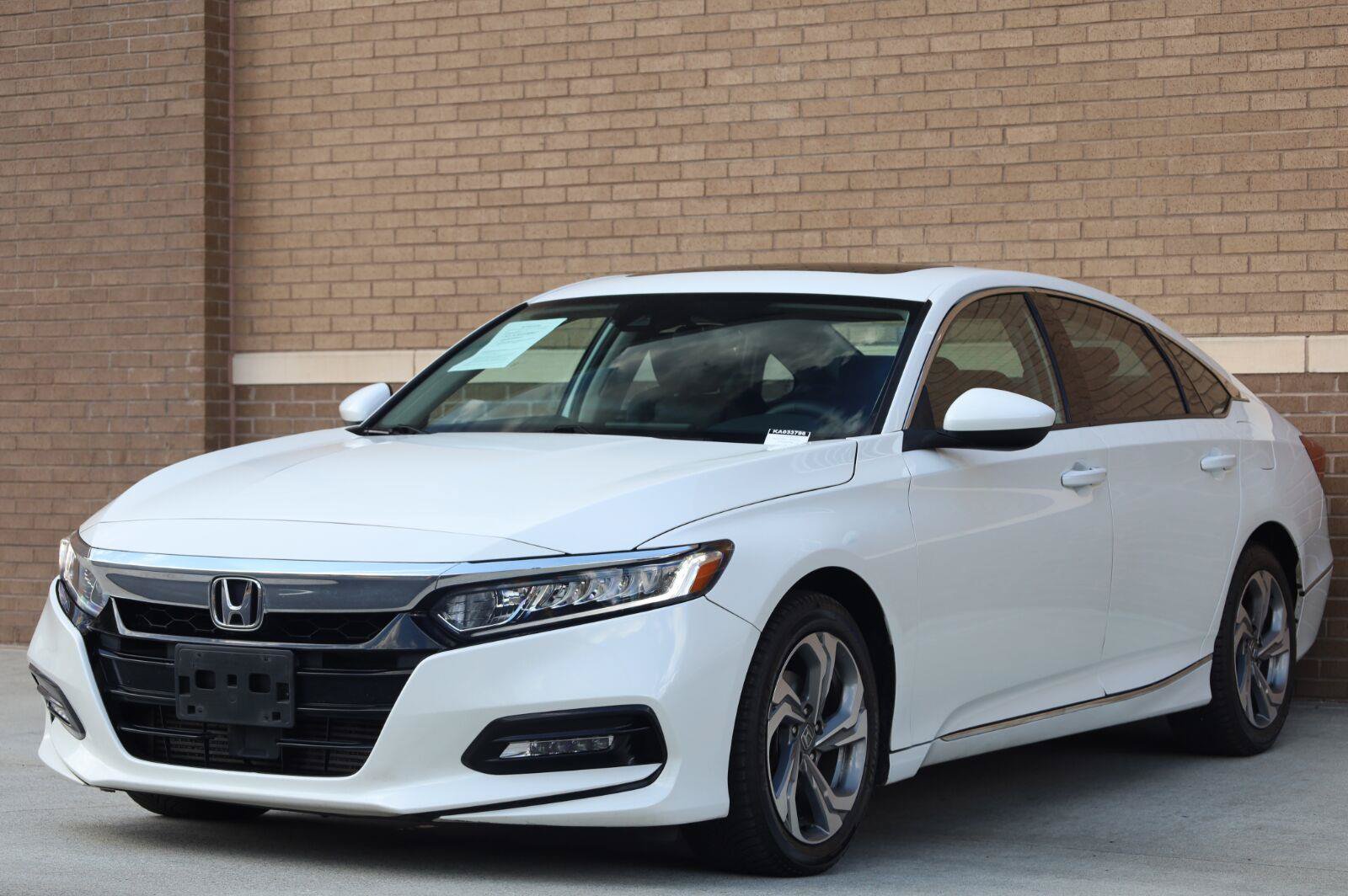 Used 2019 Honda Accord EX image 7