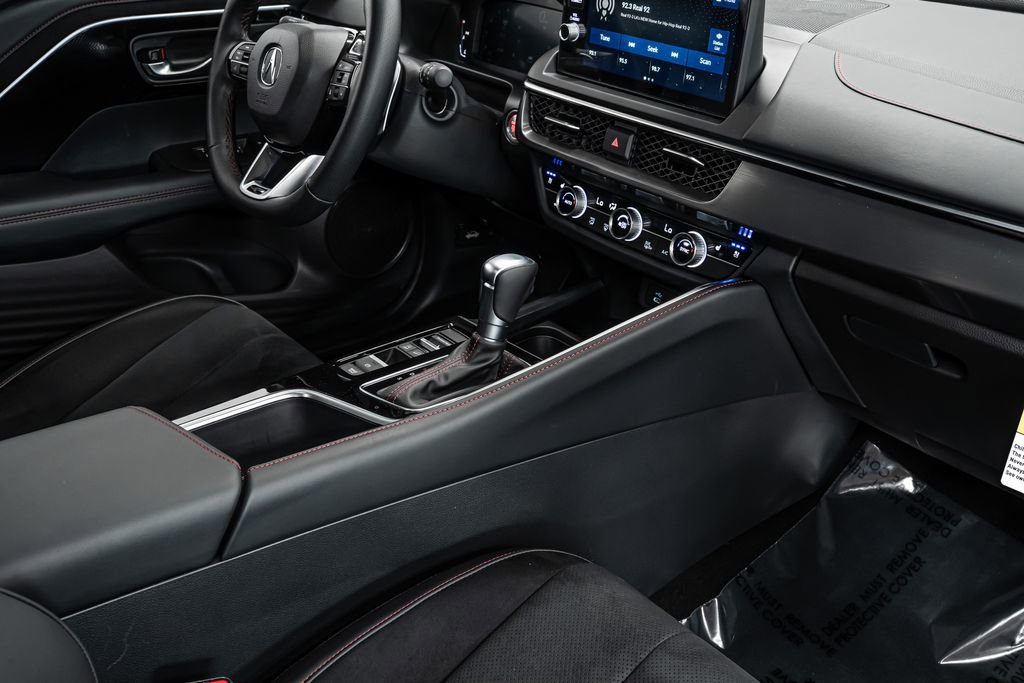 Certified 2025 Acura ADX A-Spec image 20