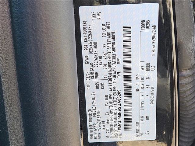 Used 2025 Ford Escape ST-Line image 23