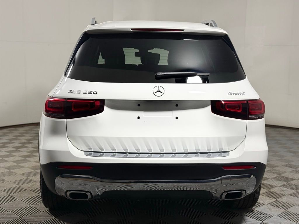 Used 2020 Mercedes-Benz GLB 250 4MATIC image 5