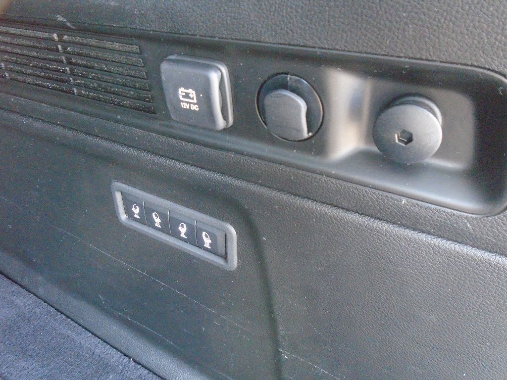 Used 2024 Jeep Wagoneer L Series II w/ Flexible Seating Group image 21