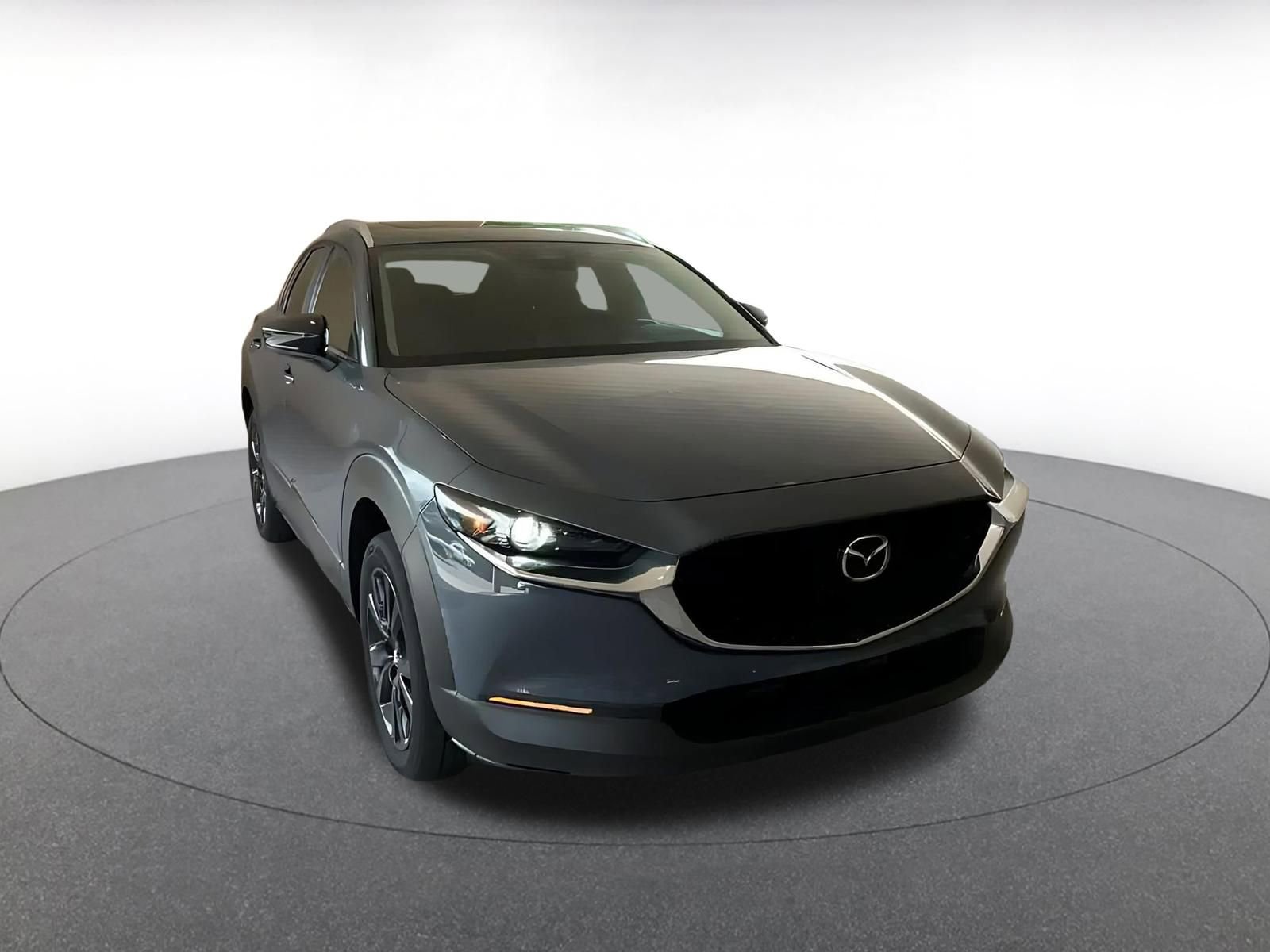 Used 2025 MAZDA CX-30 AWD 2.5 S w/ Preferred Package image 3