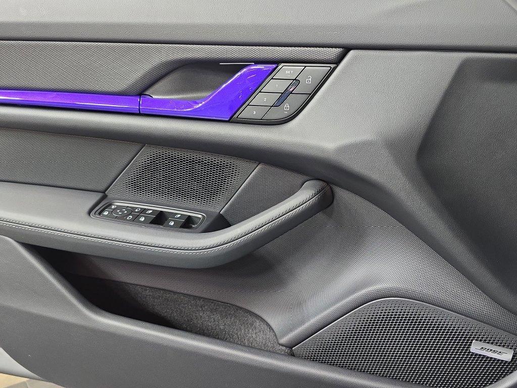 New 2026 Porsche Taycan AWD/4WD image 22