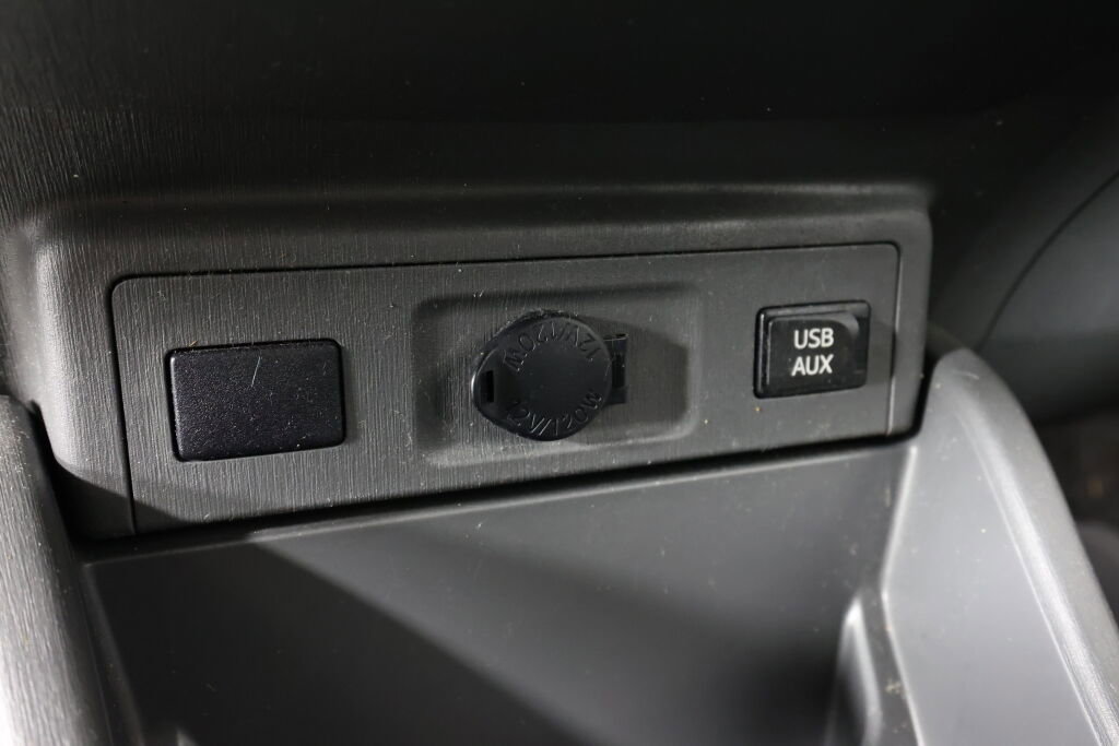 Used 2014 Toyota Prius V Two image 32