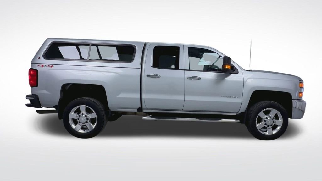 Used 2017 Chevrolet Silverado 2500 W/T w/ Snow Plow Prep Package AWD/4WD image 9