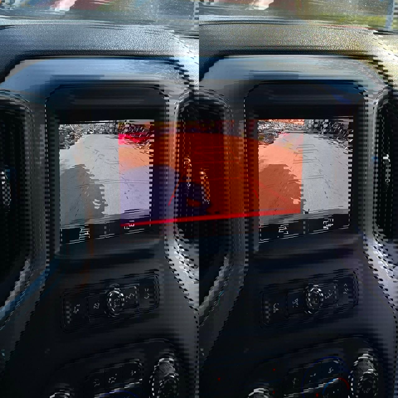 Used 2024 Chevrolet Silverado 1500 Custom Trail Boss w/ LPO, Dark Essentials Package image 19