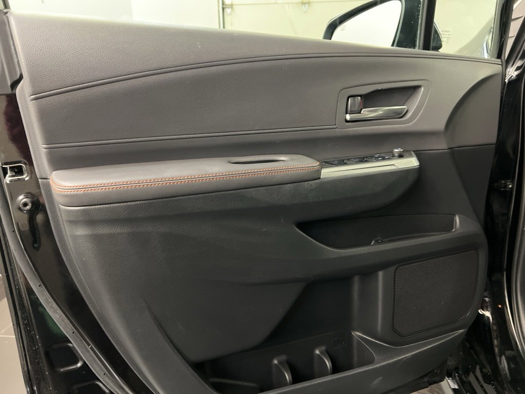 Used 2022 Toyota Sienna XSE image 23