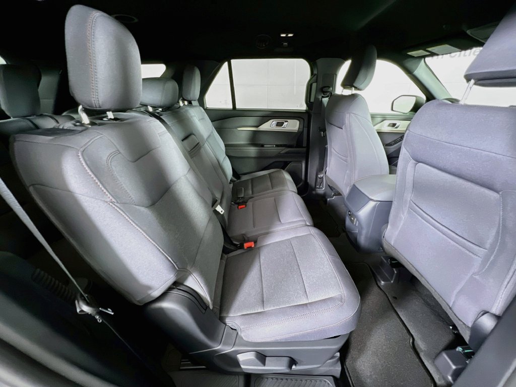 New 2027 Ford Explorer Active AWD/4WD image 17