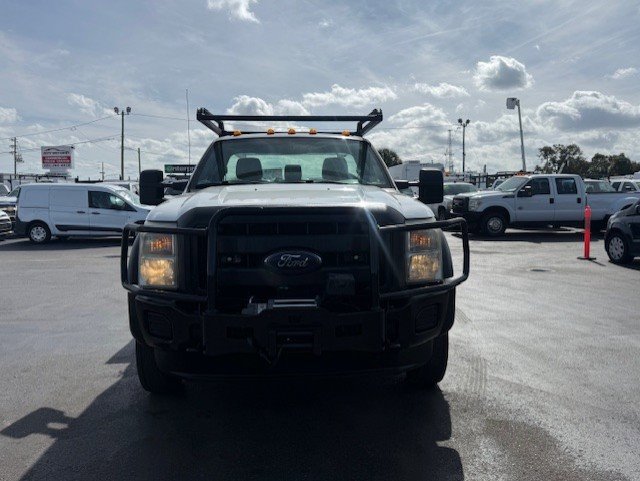 Used 2015 Ford F550 4x4 Regular Cab Super Duty image 3