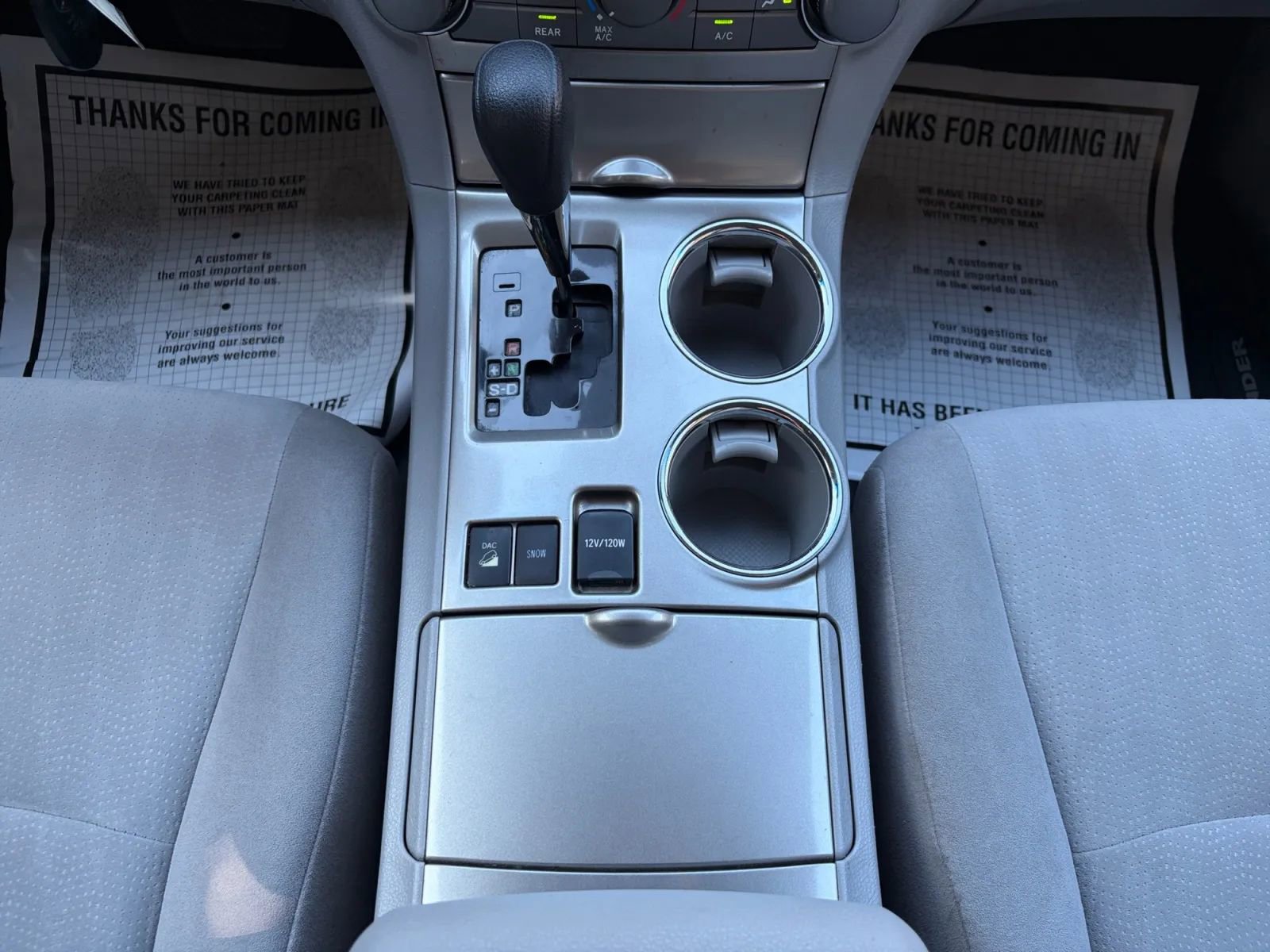 Used 2013 Toyota Highlander 4WD w/ Cold Weather Pkg image 24