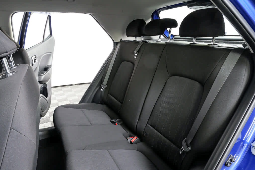 Used 2022 Hyundai Venue SE FWD image 18