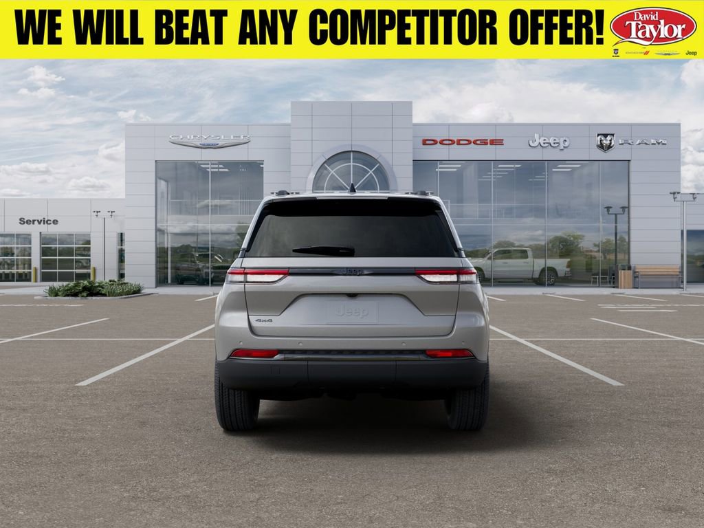 New 2025 Jeep Grand Cherokee Altitude AWD/4WD image 8