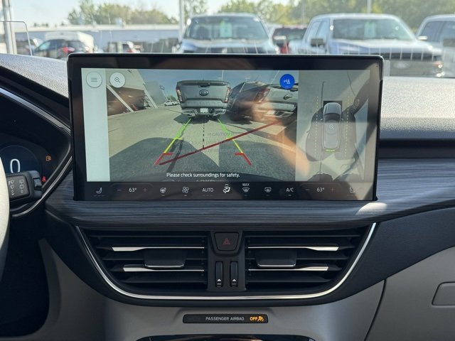 New 2025 Ford Escape SE w/ PHEV Premium Package image 4