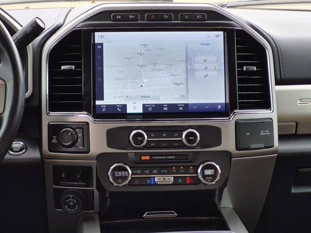 Used 2022 Ford F250 Lariat w/ Lariat Ultimate Package AWD/4WD image 16