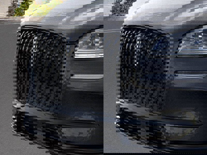 New 2026 Lincoln Corsair Reserve image 17