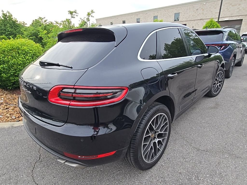 Used 2015 Porsche Macan Turbo AWD/4WD image 8