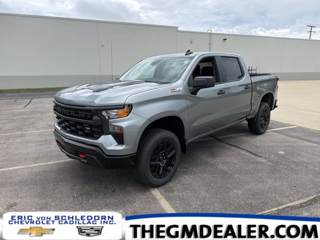 New 2026 Chevrolet Silverado 1500 Custom Trail Boss AWD/4WD image 1