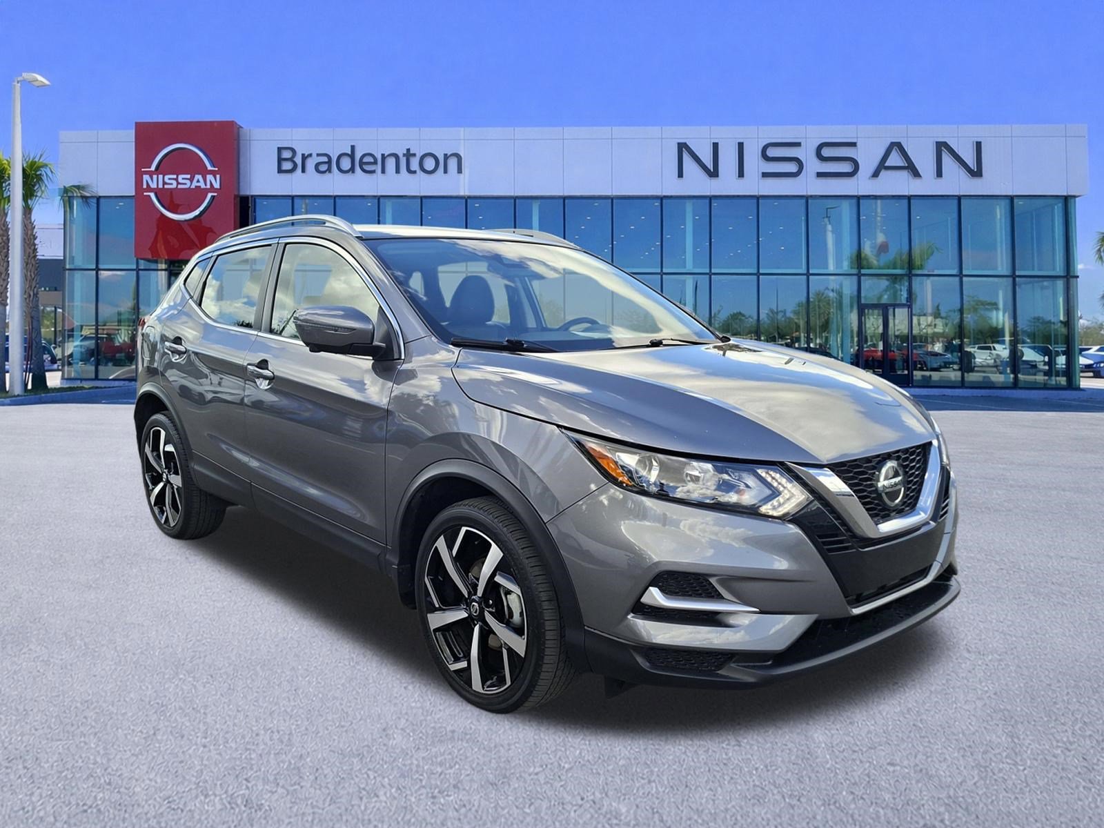 Used 2022 Nissan Rogue Sport SL AWD/4WD image 3