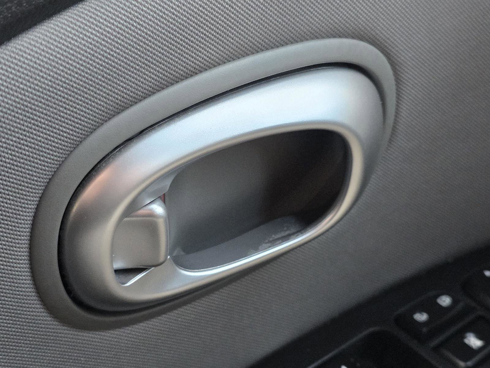 Used 2014 Kia Soul + image 10