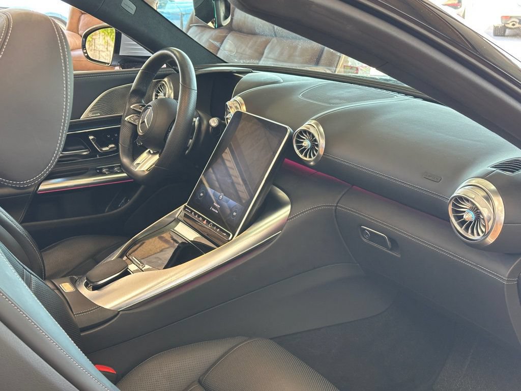 Used 2022 Mercedes-Benz SL 55 AMG 4MATIC image 21
