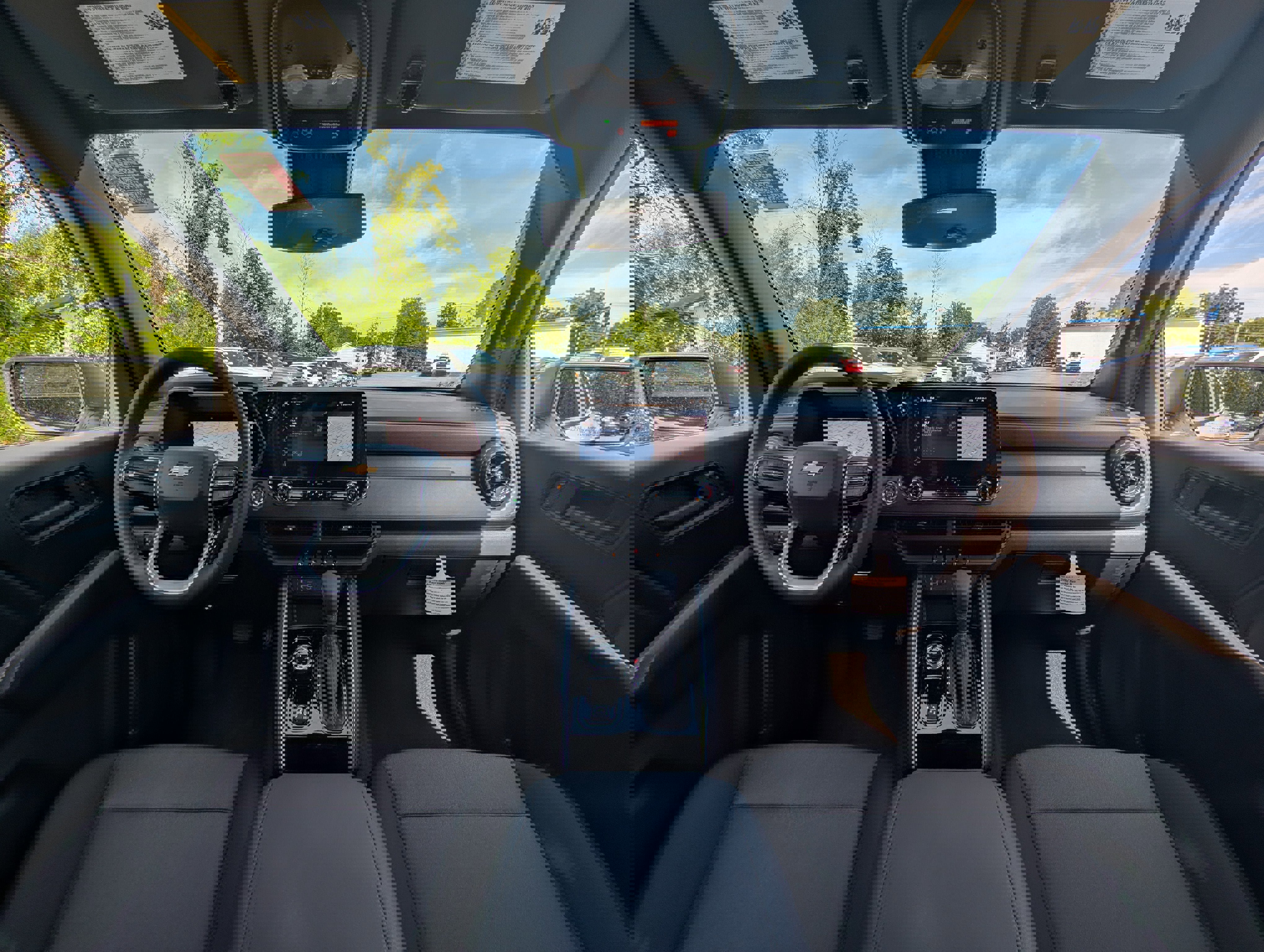 New 2025 Chevrolet Colorado W/T w/ WT Custom Package image 2