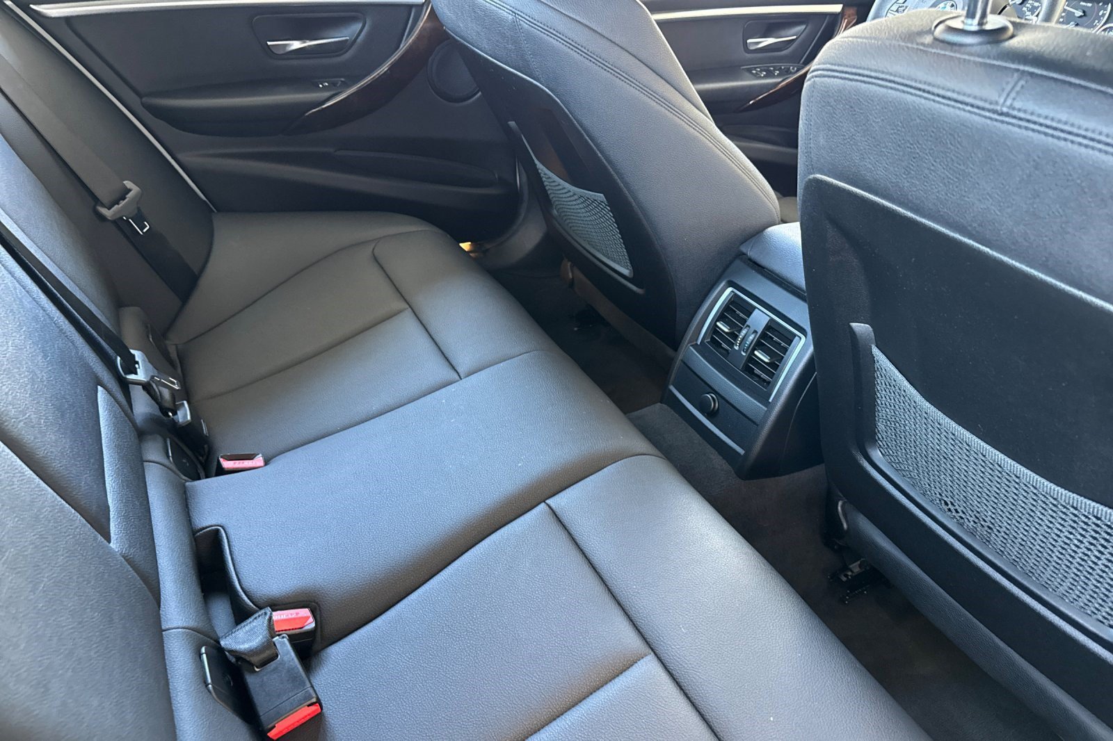 Used 2018 BMW 330i Sedan RWD image 31