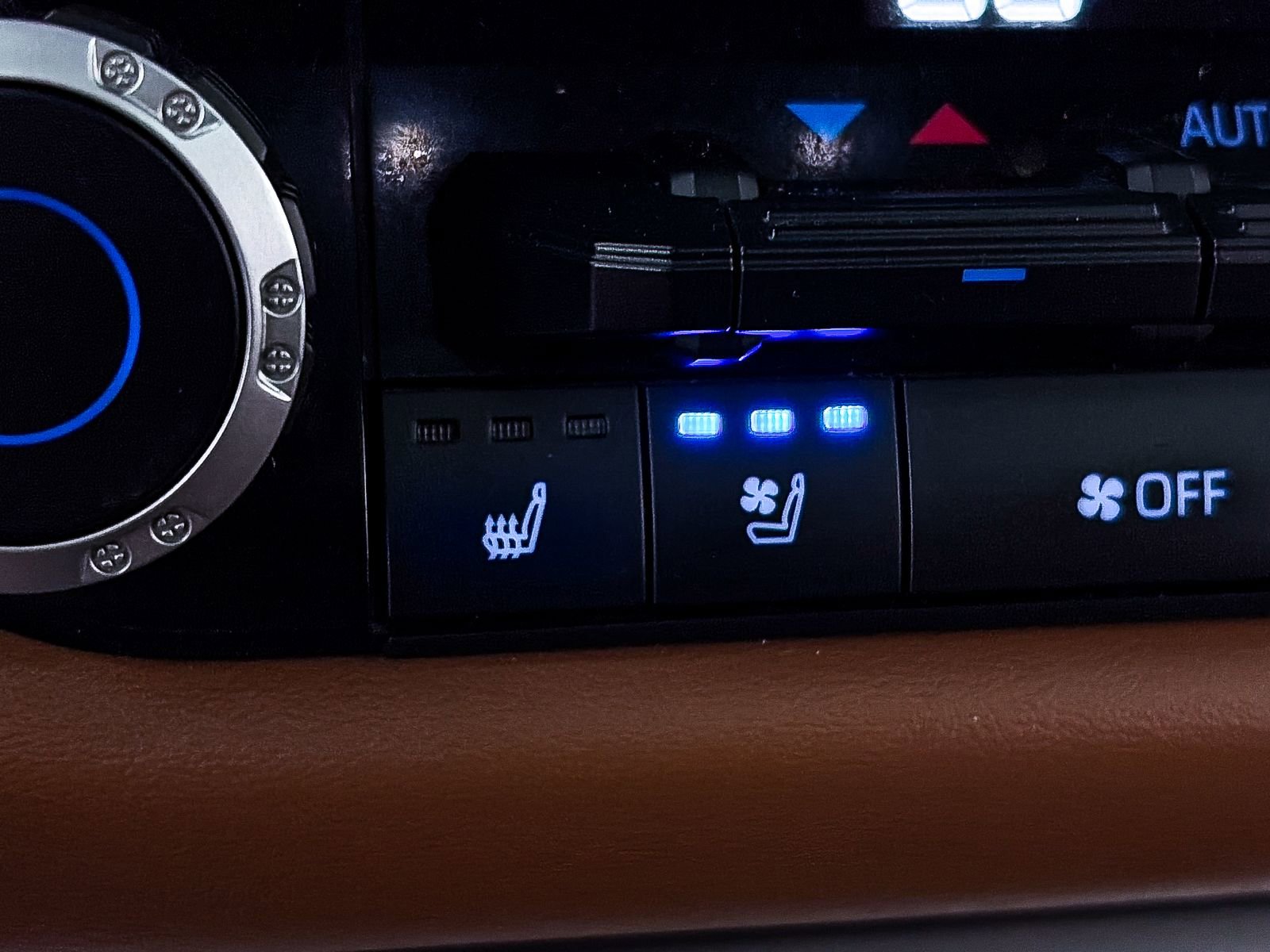 Used 2024 Toyota Tundra 1794 Edition AWD/4WD image 26