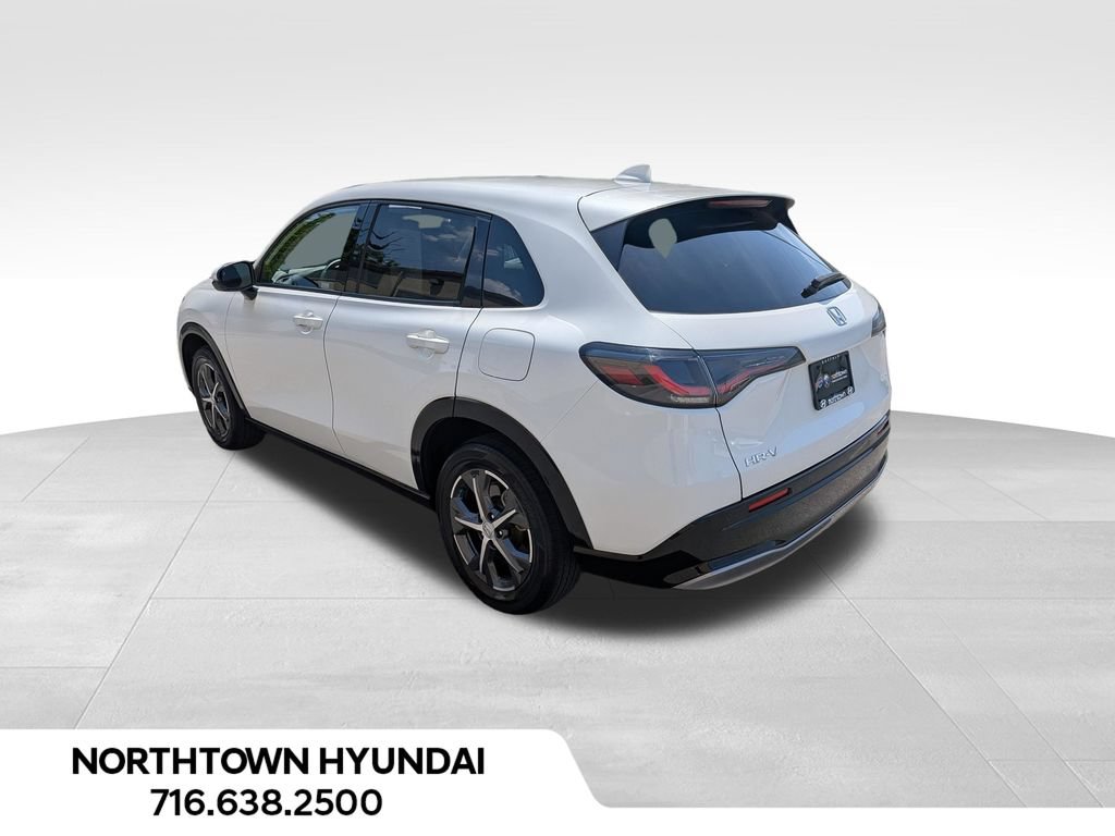 Used 2024 Honda HR-V EX-L image 3