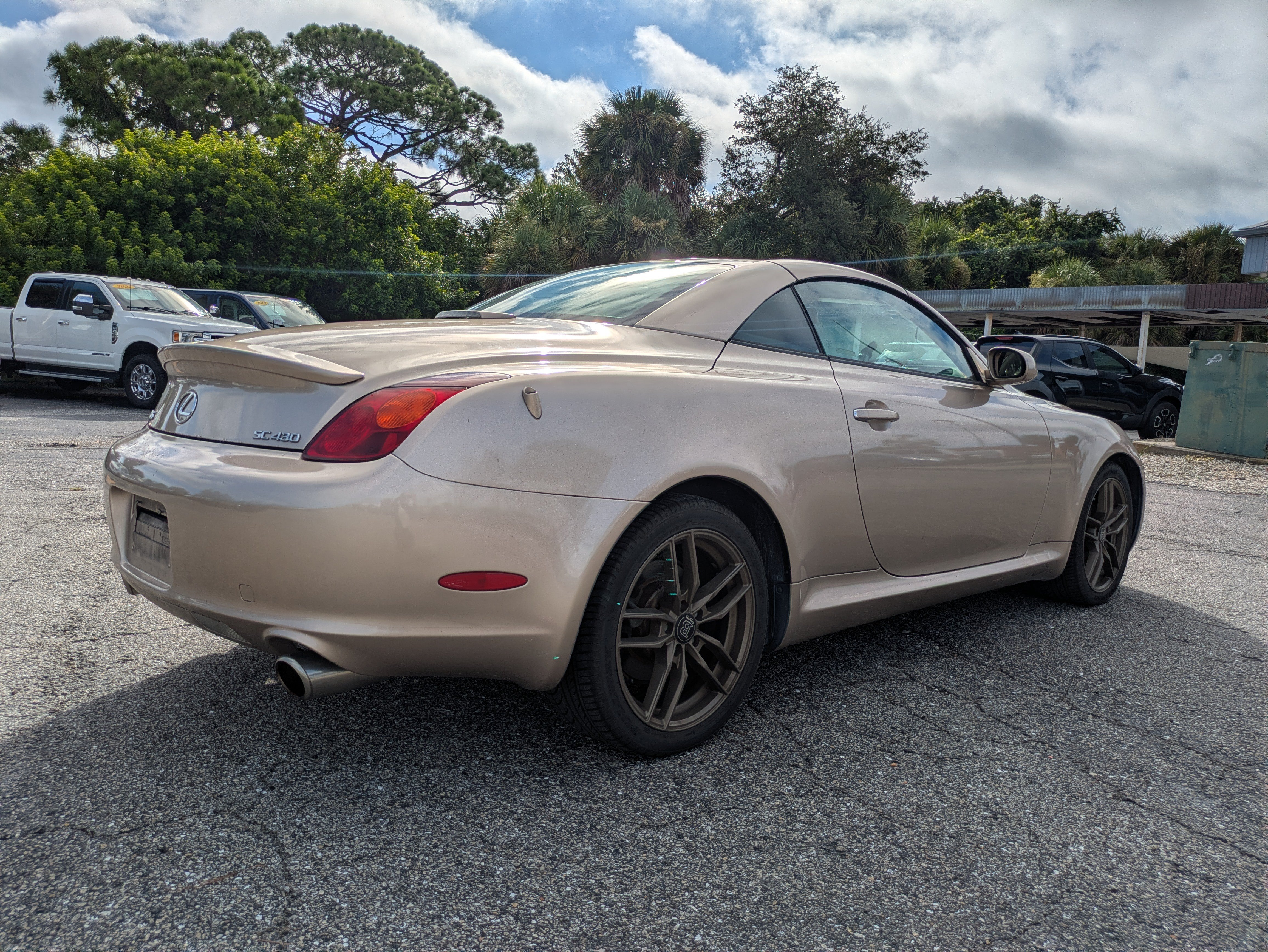 Used 2002 Lexus SC 430 Convertible RWD image 4