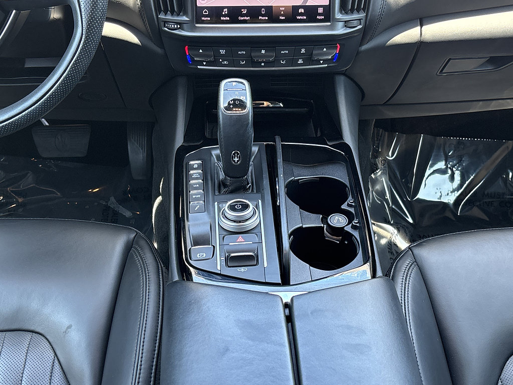Used 2022 Maserati Levante Modena AWD/4WD image 26