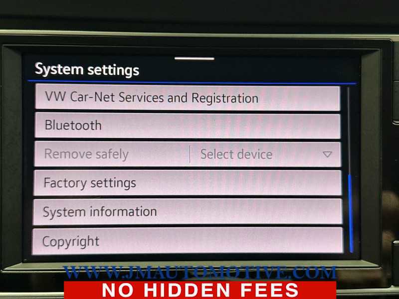 Used 2024 Volkswagen Jetta SE FWD image 30