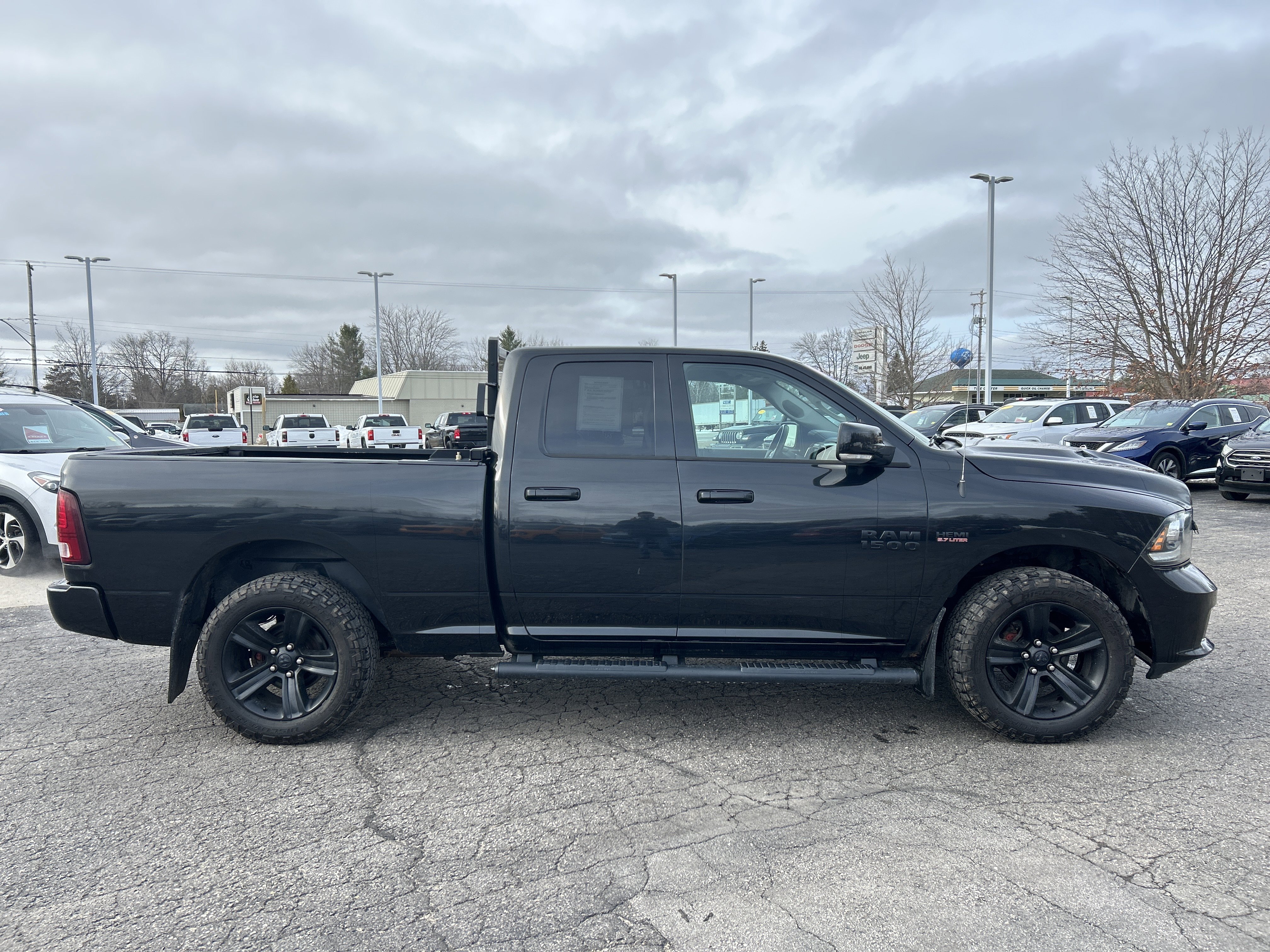 Used 2017 RAM 1500 Sport w/ Black Ram 1500 Sport Group image 2