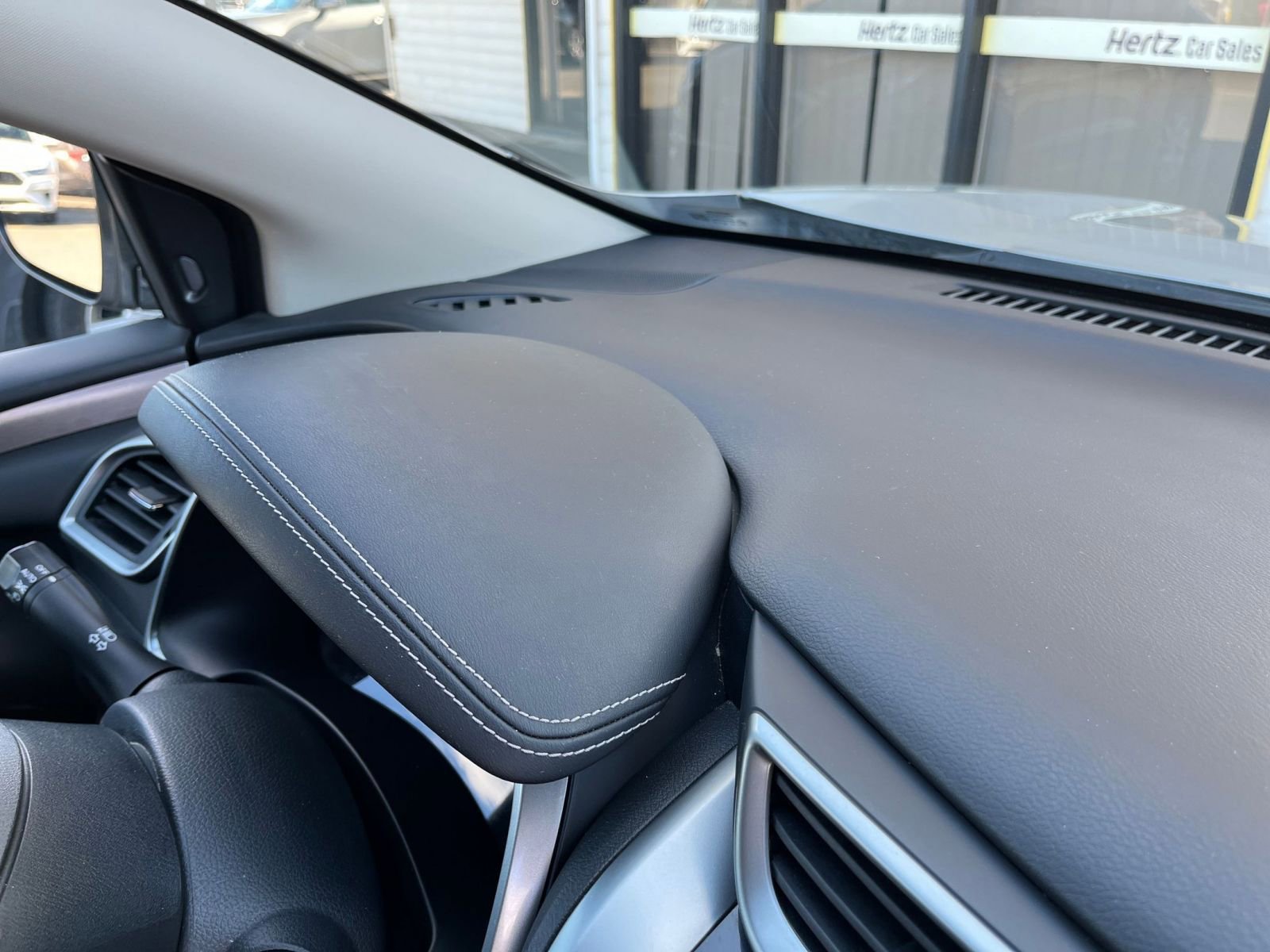 Used 2023 Nissan Murano S image 33