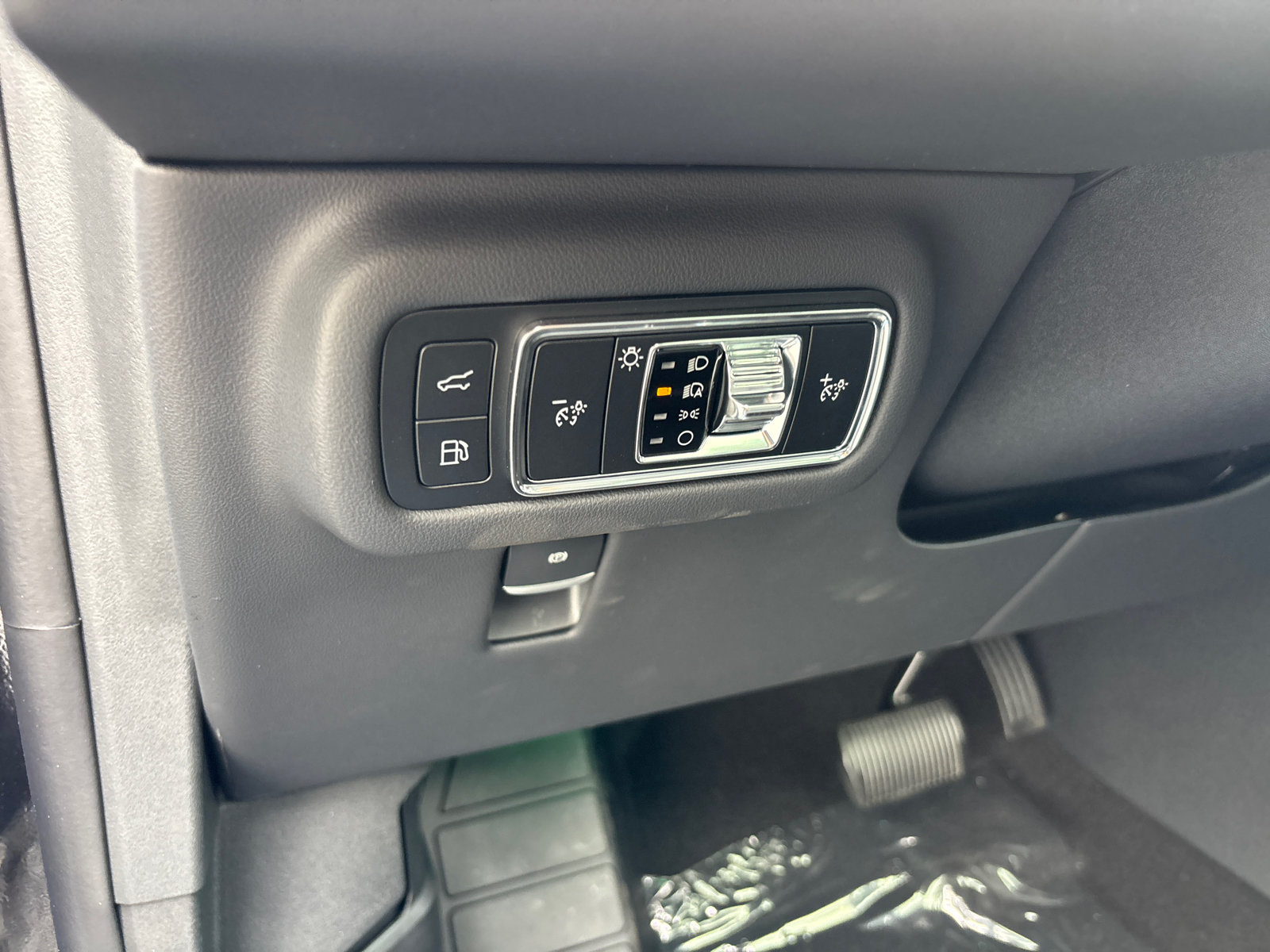 New 2026 Lincoln Nautilus Premier w/ Equipment Group 102A AWD/4WD image 14