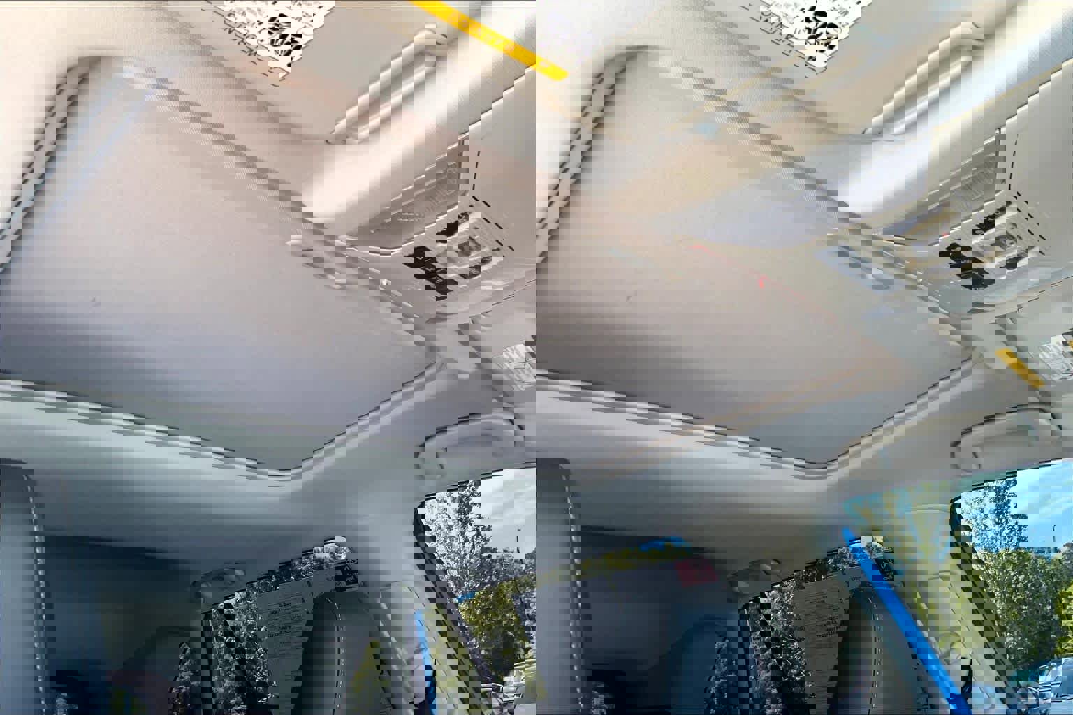 Used 2019 Toyota RAV4 XLE Premium image 14