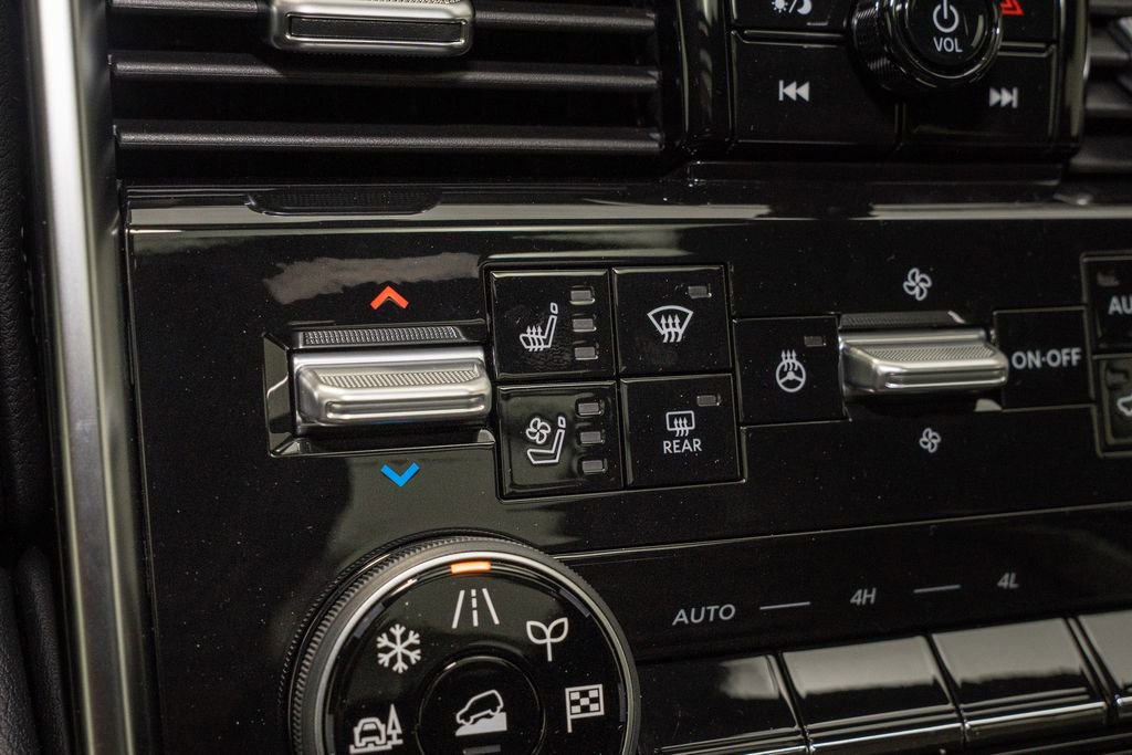New 2026 Nissan Armada Platinum AWD/4WD image 17