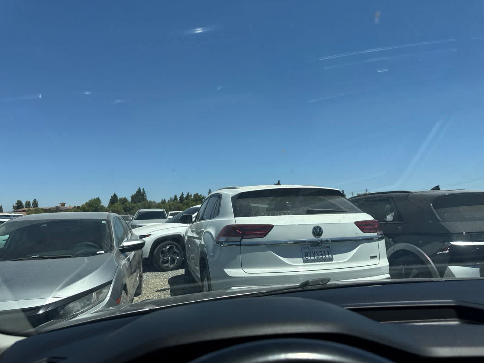 Used 2018 Volkswagen Tiguan SE FWD image 25