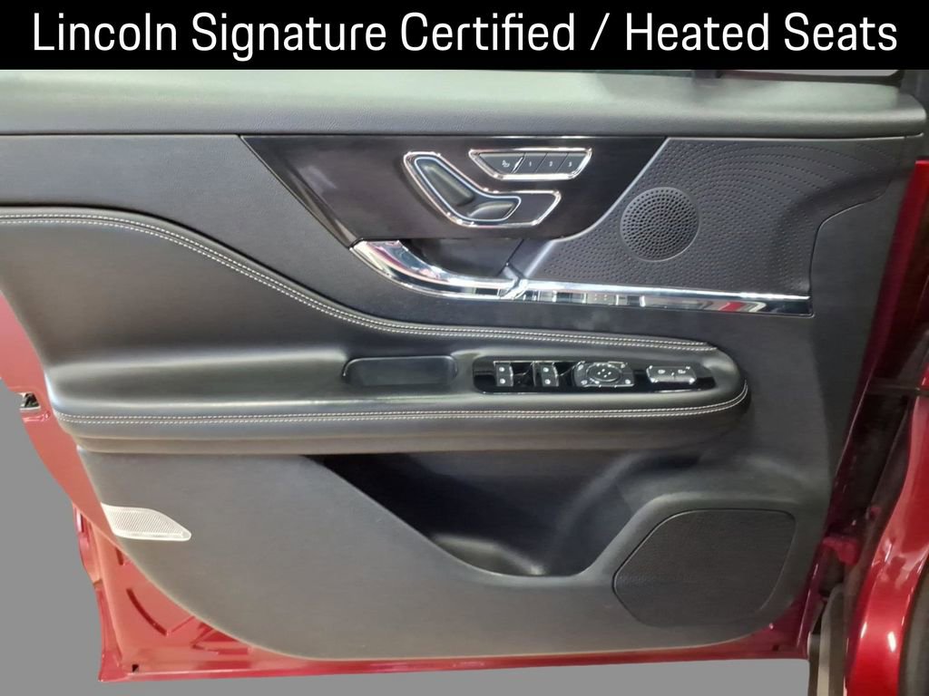 Certified 2023 Lincoln Corsair AWD image 10