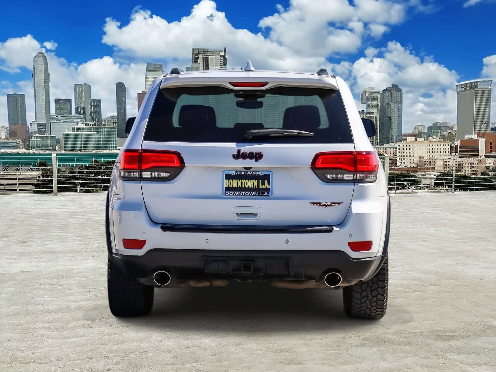 Used 2017 Jeep Grand Cherokee Trailhawk AWD/4WD image 5
