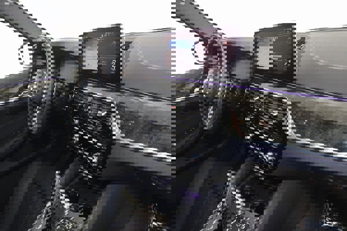 Used 2023 BMW 540i xDrive w/ M Sport Package image 48