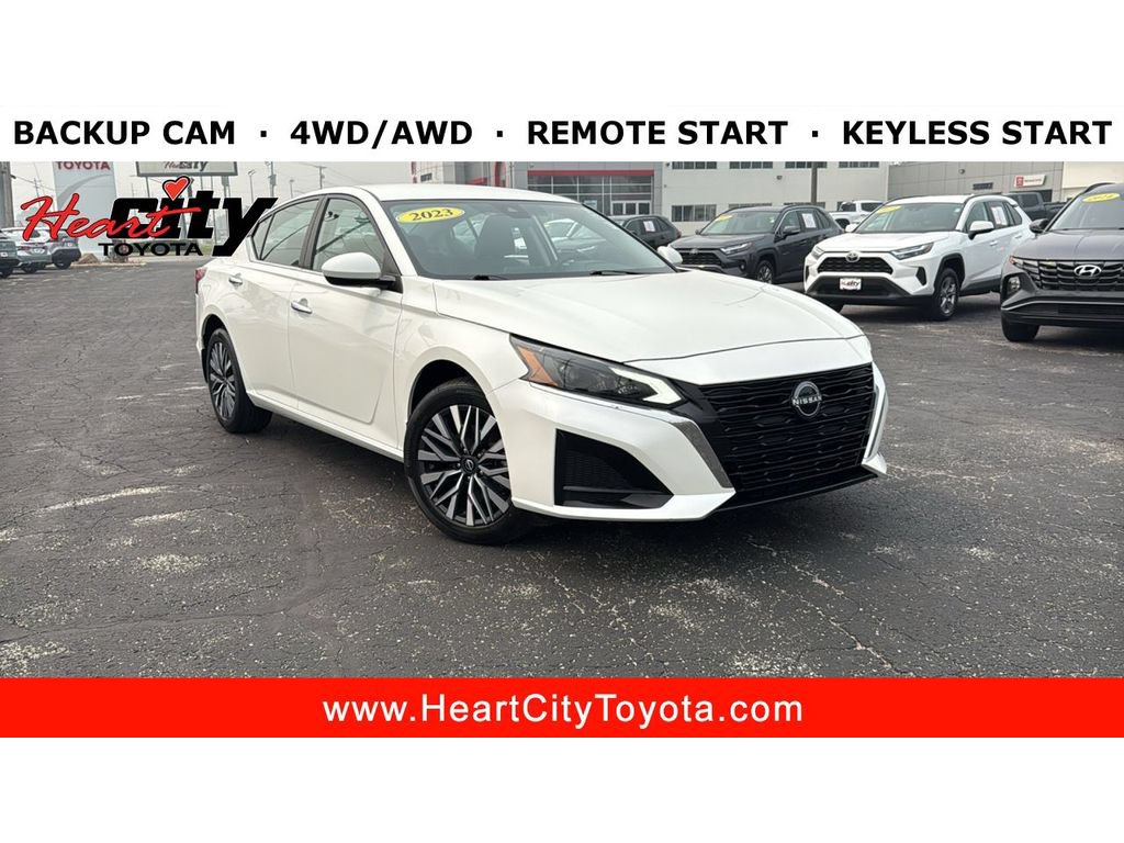 Used 2023 Nissan Altima 2.5 SV