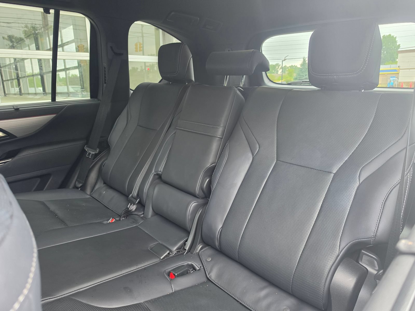 Used 2026 Lexus LX 700h F Sport AWD/4WD image 11