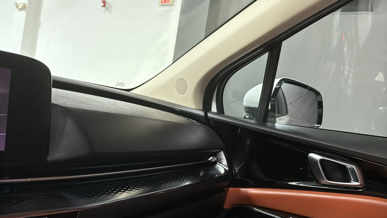 Used 2022 Kia Carnival SX Prestige FWD image 18