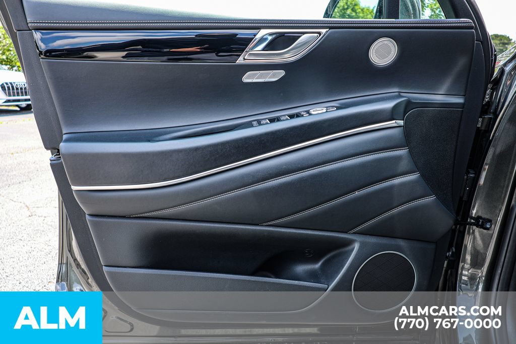 Used 2025 Genesis GV80 2.5T Standard AWD/4WD image 47