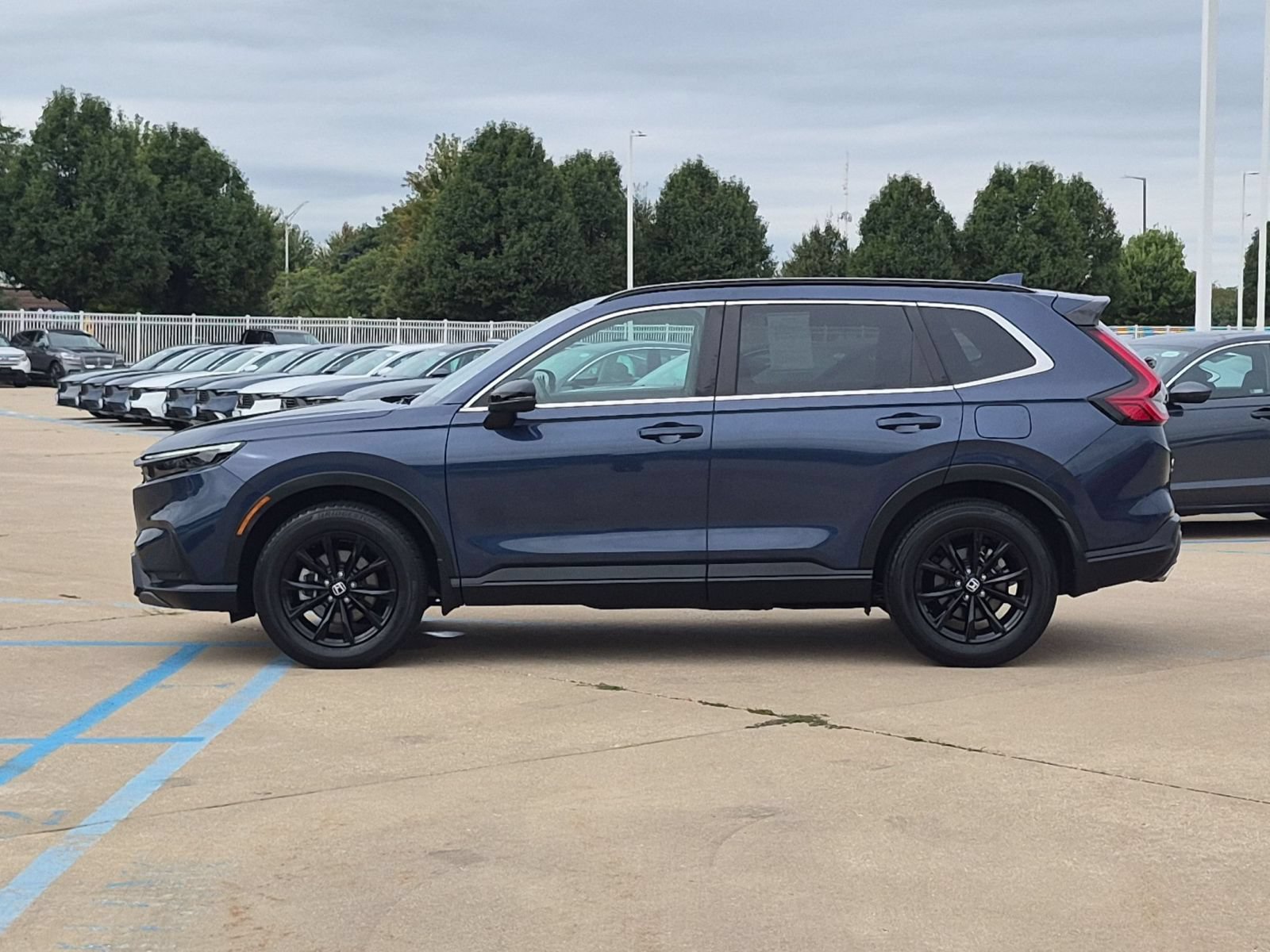 Used 2024 Honda CR-V Sport-L image 9