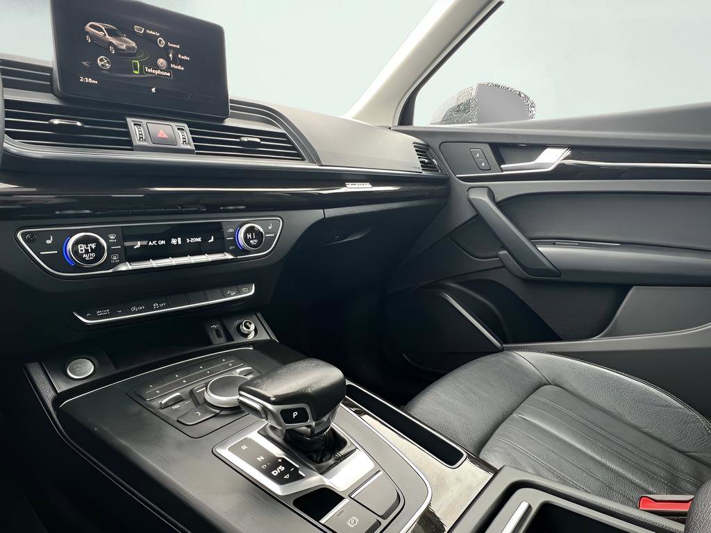 Used 2019 Audi Q5 2.0T Premium w/ Convenience Package image 41