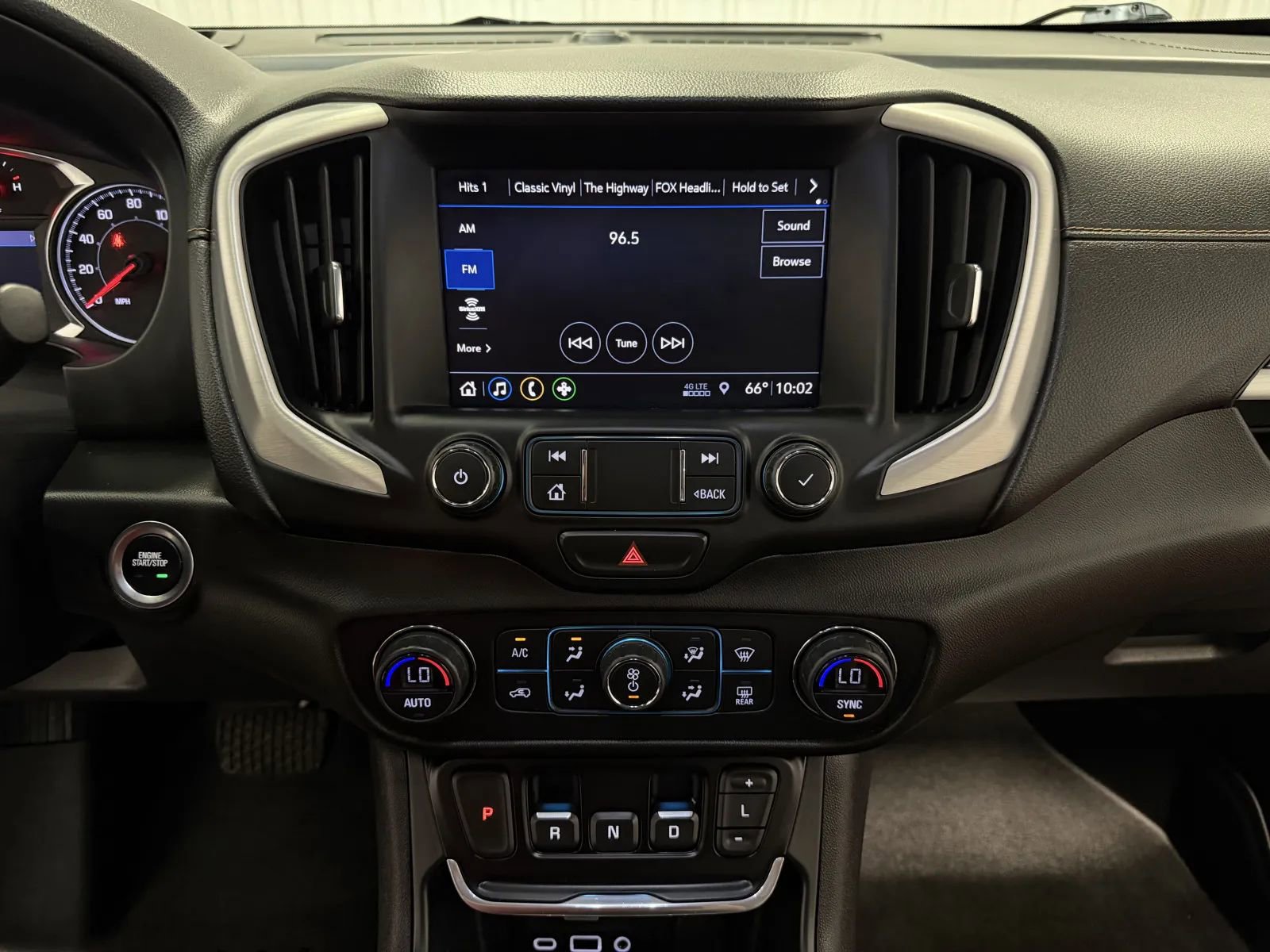 Used 2021 GMC Terrain SLT FWD image 31