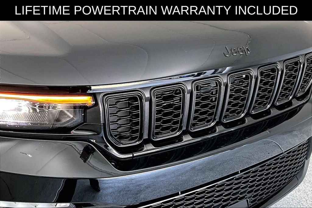 Used 2024 Jeep Grand Cherokee Limited w/ Black Appearance Package RWD image 36