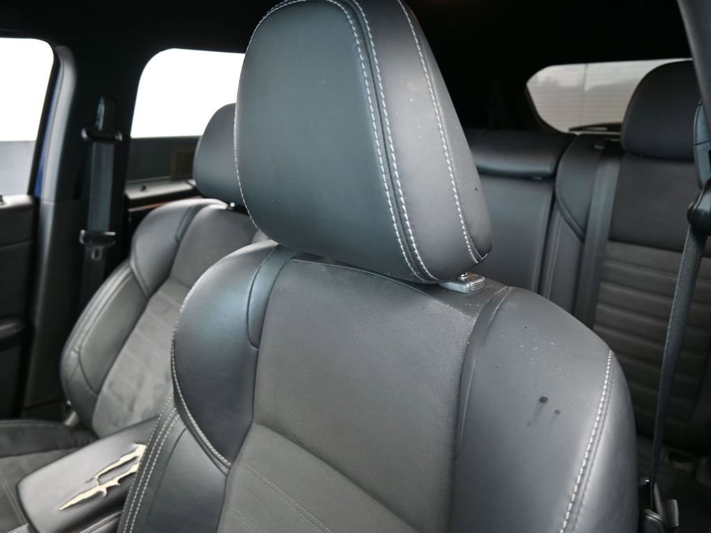 Used 2023 Mitsubishi Outlander SE image 16